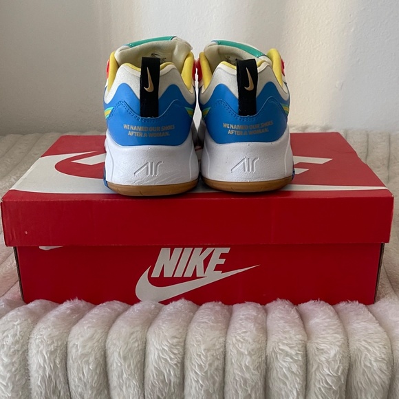 Nike Air Max 200, Legend of Her, Women Size 7 - Picture 4 of 8